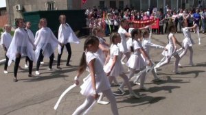 14) 2018.05.09_Александровка_День победы-_Танец-Мир без войны