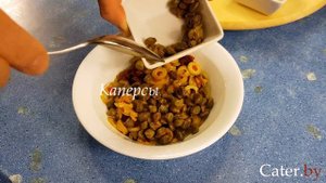 Как приготовить брускетту с лососем и вялеными помидорами - рецепт. Брускетта с вялеными помидорами