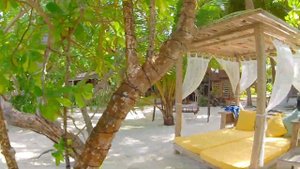 Royal Island Resort & Spa - Maldives
