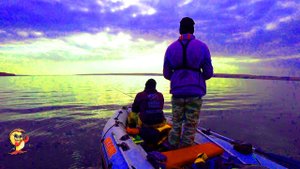 Рыбалка с лодки. Не плюй в море, рыбы не будет.