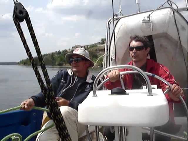 Смена галса на яхте с бермудским вооружением смотреть онлайн