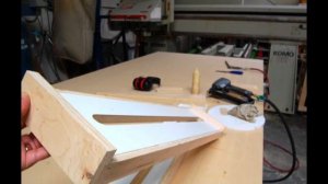 Кондуктор для ручного фрезера по дереву