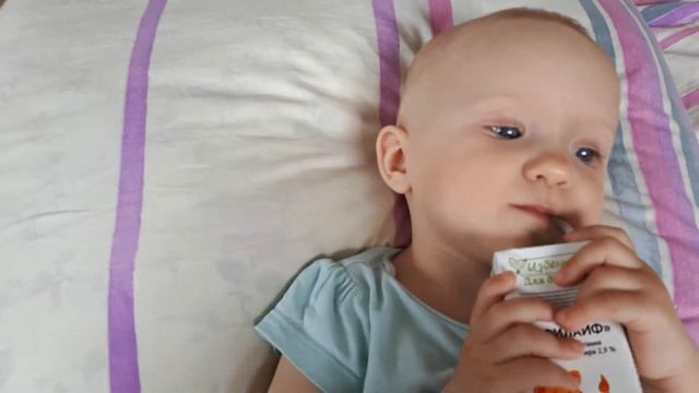 Как научить ребенка пить из трубочки?  Способ 2! смотреть онлайн