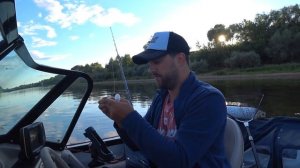 Рыбалка на Оке. Судак и окунь на троллинг 6+