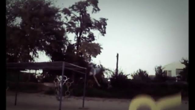 САЛЬТО С КУВЫРКОМ 