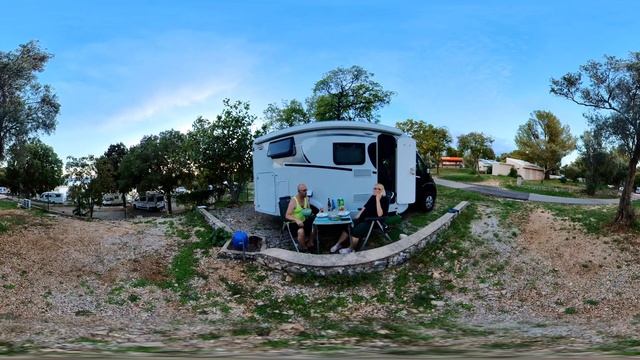 Ужин в кемпе Сельце . смотреть онлайн