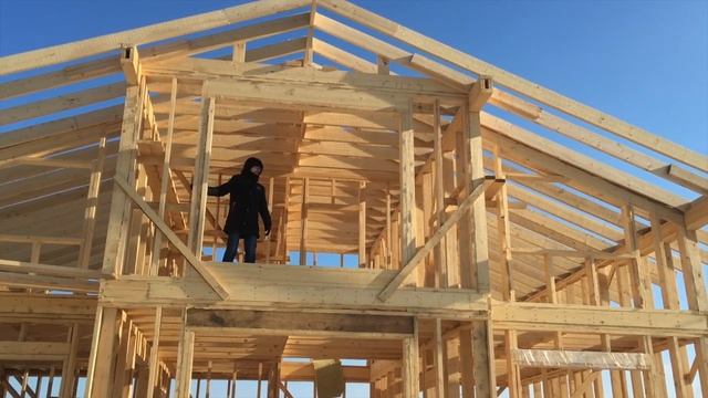 Обзор каркаса. Коттедж 11 х 8 метров. Строительная компания "СВОД" Хабаровск. смотреть онлайн