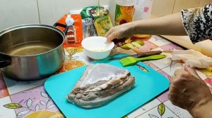 Грудинка в горячем рассоле будет всегда мягкая и вкусная