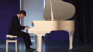 Beethoven. Sonata 25 G-dur, op.79 - Vitaly Petrov 14y.o.