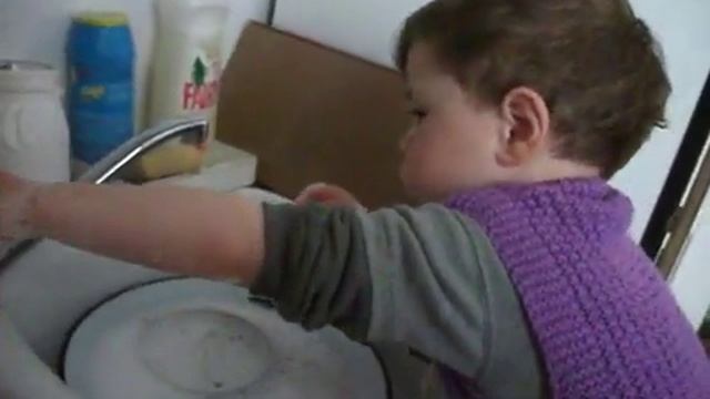 если ни Я,никто в этом доме посуду не помоет)).avi смотреть онлайн