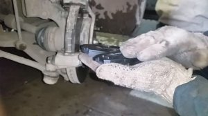 Замена передних колодок KIA Ceed