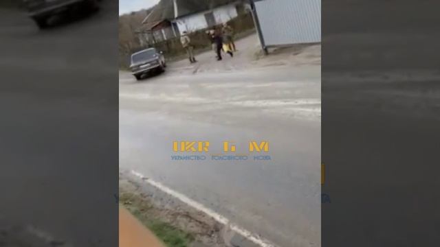 Могилизация по-украински?
Или как представители военкоматов отлавливают на улице простых работяг!!!