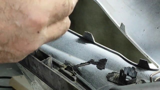 Как подготовить и покрасить бампер. Пайка пластика