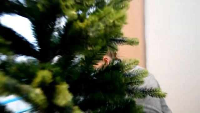 Vlog: Наряжаем ёлку за 2 секунды смотреть онлайн