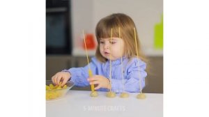 17 WONDERFUL TODDLER CRAFTS FOR LITTLE HANDS