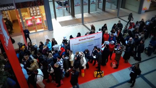 Berlinale 2012: ticket sales in the Arkaden am Potsdamer Platz смотреть онлайн