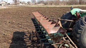 Посев люцерны, первый выезд в этом сезоне