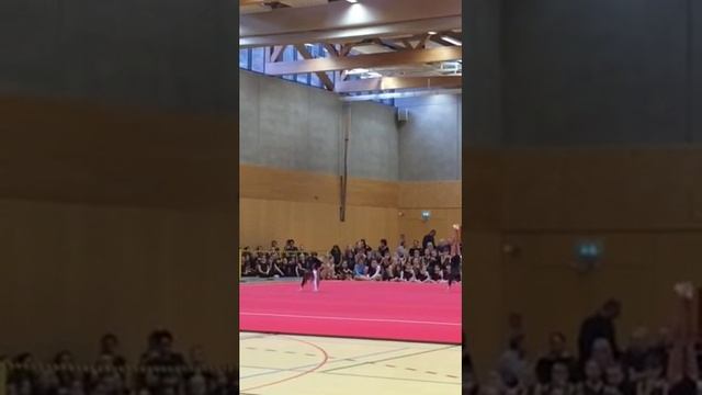 Первое выступление. Гимнастика смотреть онлайн