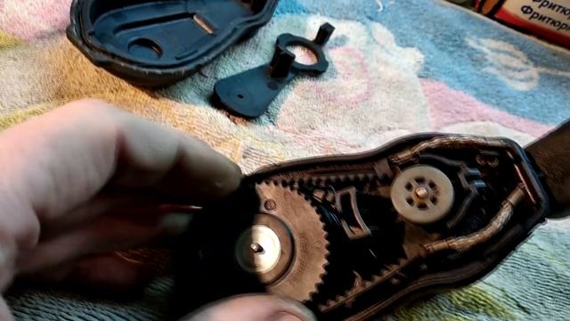 Ошибка электронного ручного тормоза Renault Grand Scenic 3. Ремонт. #электроручник смотреть онлайн