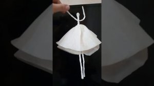 Балерина из салфеток и проволоки