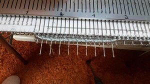 Узор соты , на вязальной машине. Бразер .