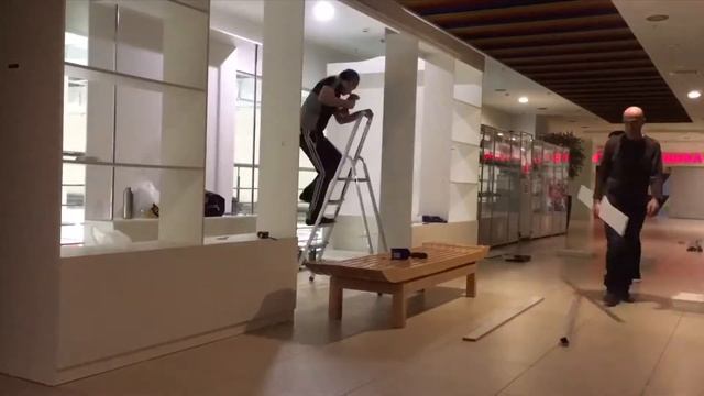 Как собрать торговый островок. Торговый отдел в торговом центре. смотреть онлайн