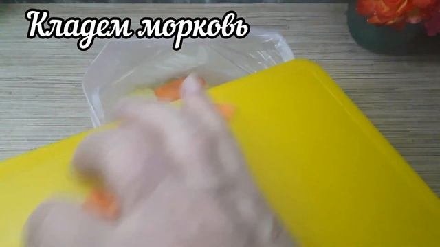 Такая вкусная картошечка с курочкой , да еще и в духовке ...Просто пальчики оближешь !