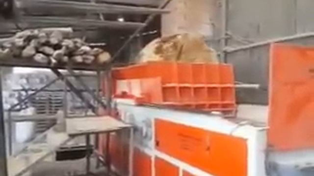 Сrusher. Дробилка ( измельчитель ) древесных отходов в опилку