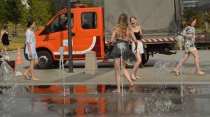 Girls, fountain and fun splashes of summer-3 ! / Девушки, фонтан и веселые брызги лета-3 !