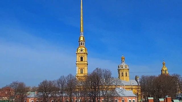 Прогулка по крыше Петропавловской крепости?