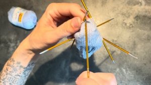 простые носки для малыша за 4 часа | носки спицами для новорожденных