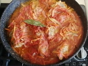 Вкусный минтай в томатном соусе