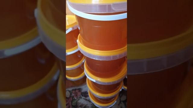 Говорят, что майского мёда не бывает...?????????⏳☝? #shorts смотреть онлайн