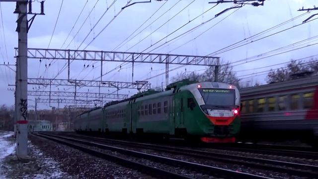 Электропоезд ЭД4М-0500 смотреть онлайн