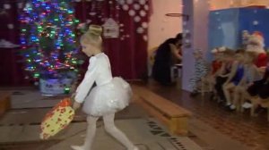 Детский сад №17 с.Пушкарное Новогоднее цирковое представление подготовительная группа. Канатоходки