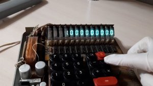 Советский калькулятор ИСКРА-210 (1980г.в.)