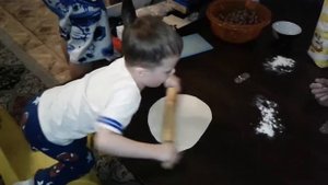 Профессиональная раскатка теста на манты