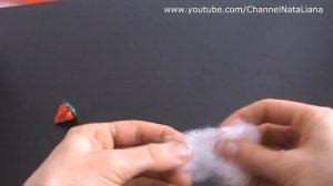 Клубника из атласной ленты.Мастер-класс.