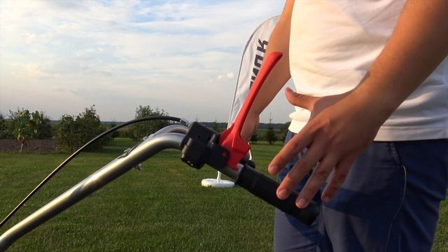 Самый маленький и удобный мотокультиватор с 4-х тактным двигателем. Обзор Мобил К МКМ-МИНИ смотреть онлайн