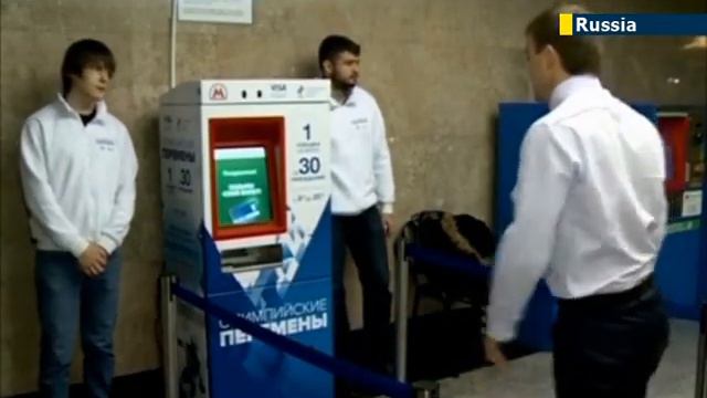 Moscow Subway Squats: 140,000 so far take part in Moscow metro offer for a healthier Russia смотреть онлайн