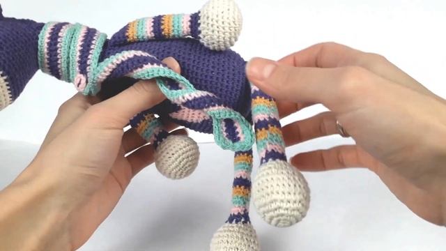 Жираф с сердечком крючком. Вязаный жираф амигуруми. Вязание для начинающих