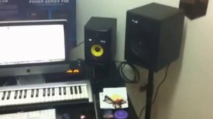Fluid Audio F5 demo by customer