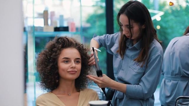 Как сделать стильную укладку с мелкими кудряшками