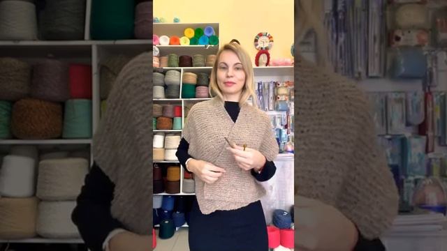 Жилет из шарфа