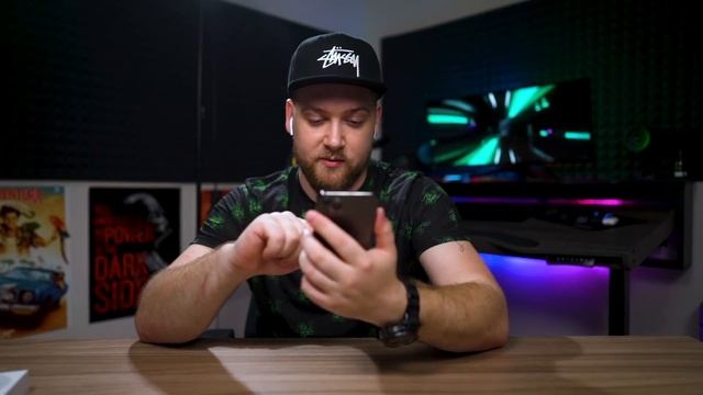 Самые дешевые копии AirPods смотреть онлайн