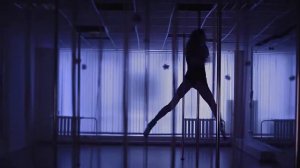 Танцы на пилоне от тренера Анны Пророковой. Pole Dance