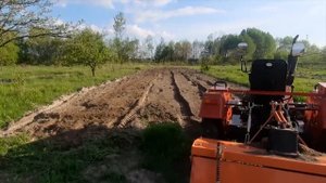 Фрезеровка почвы. Шифенг SF-240 + фреза.