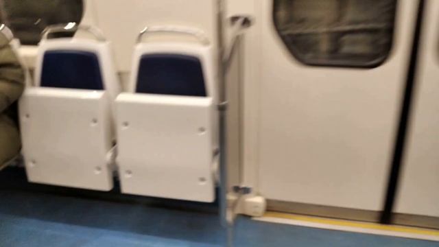 Что делать если вы упали на рельсы в метро