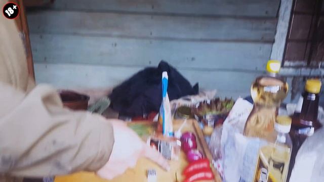 Это вам не МАКДОНАЛЬДС?! Картошка по деревенски с овощами в дровяной печи! картофель по деревенски