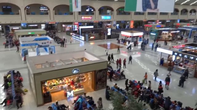 Harbin-West Railway Station - 哈西站 - Harbin Westbahnhof - INSIDE VIEW смотреть онлайн